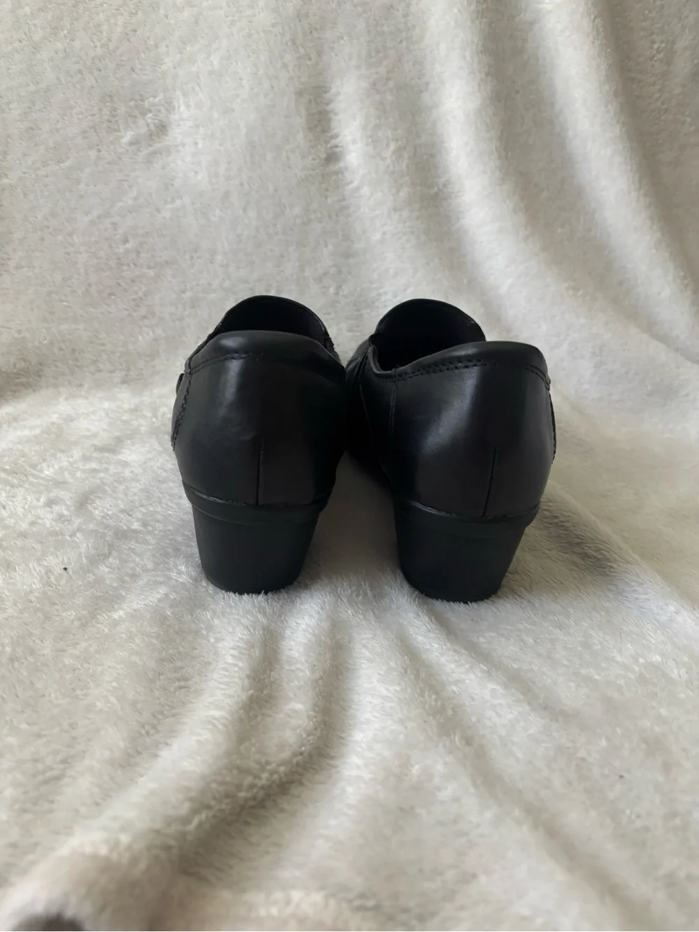 Earth Origins stylish black